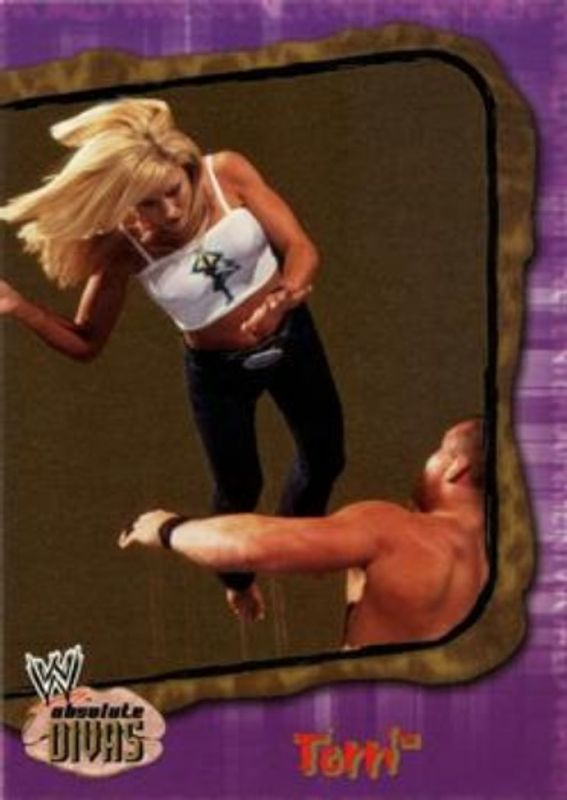 2002 Fleer Absolute Divas #37 Diva Gems Gold