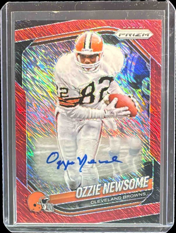 2025 Prizm #60 Autographs - Red Shimmer /35