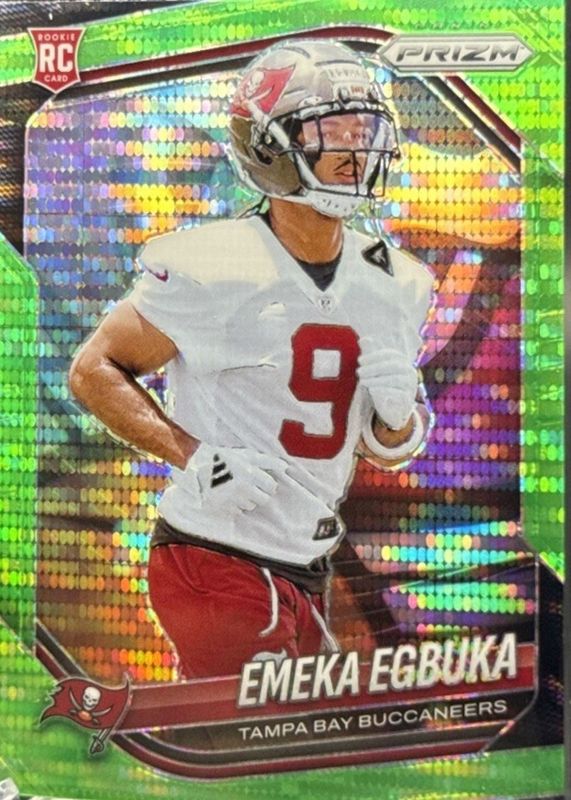 2025 Prizm #351 Neon Green Pulsar