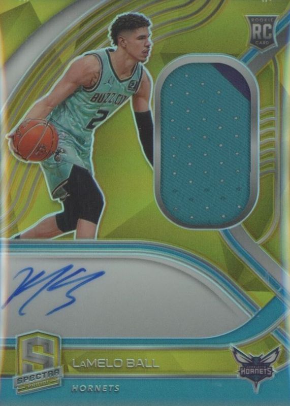 LaMelo Ball 2020 Spectra #215 Rookie Jersey Autographs - Gold /10 RAW