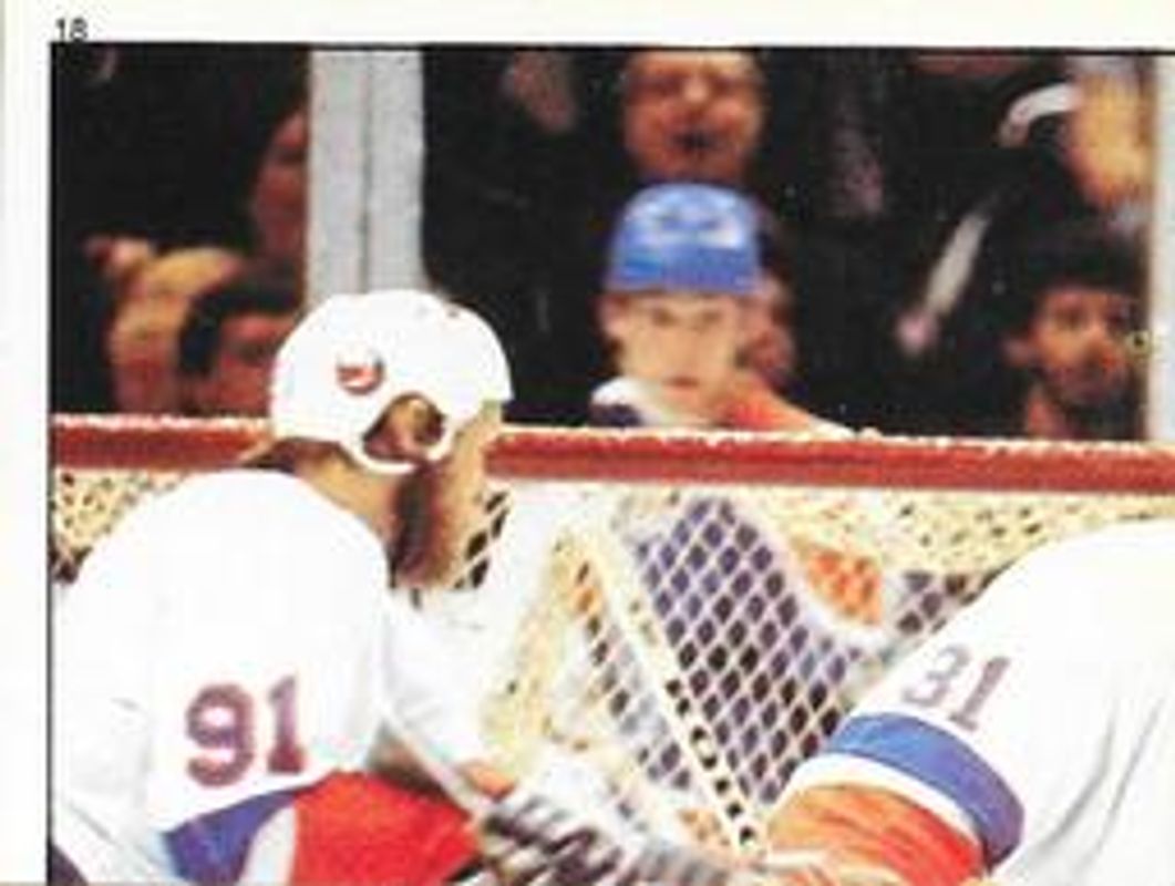 1983 O-Pee-Chee Stickers #18 Base