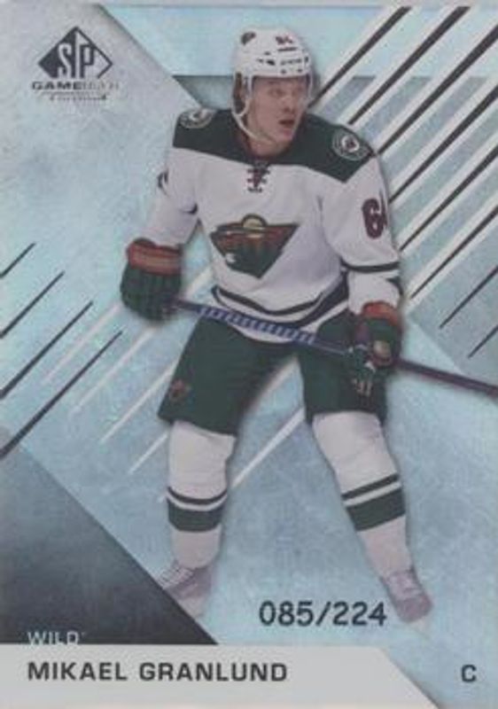 2016 SP Game Used #38 Rainbow Player Age /219