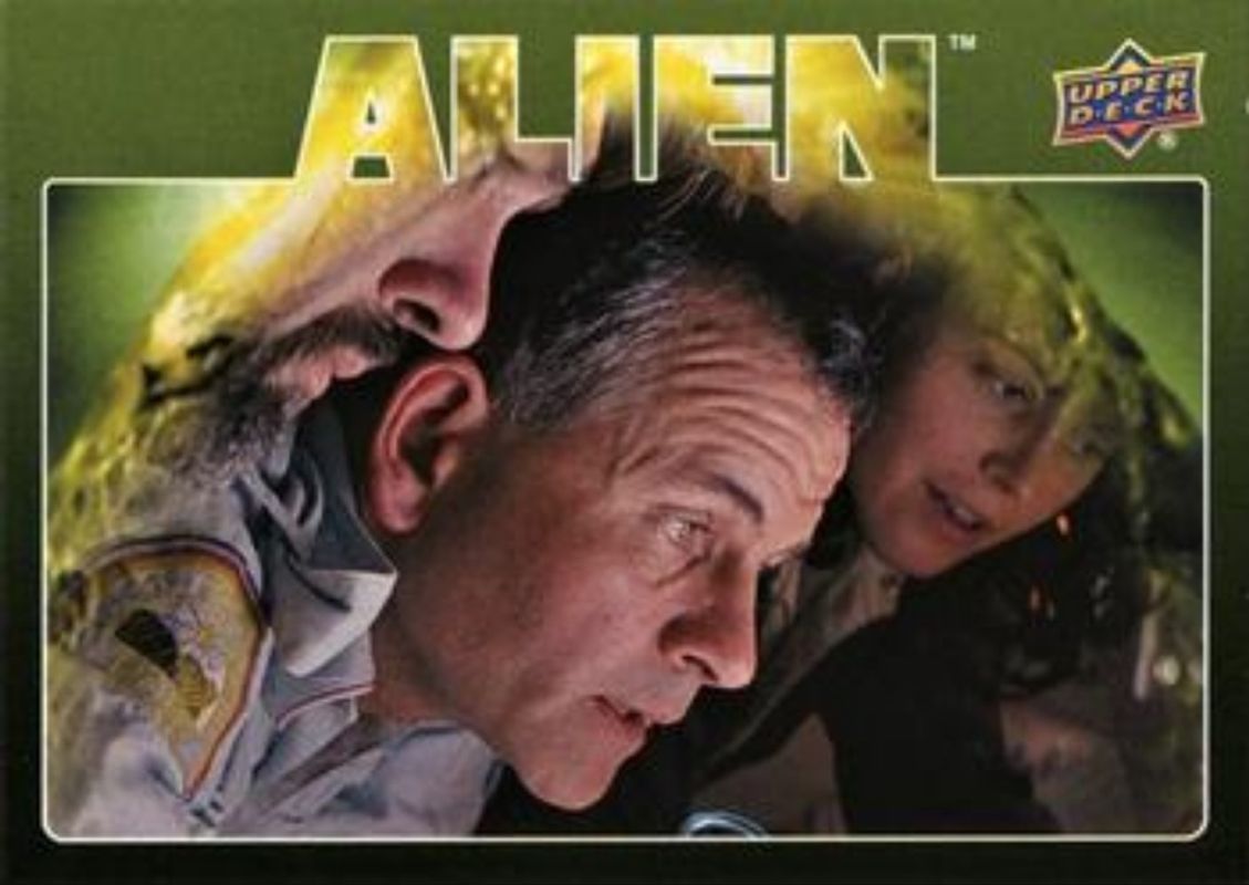 2017 Upper Deck Alien #32 Base