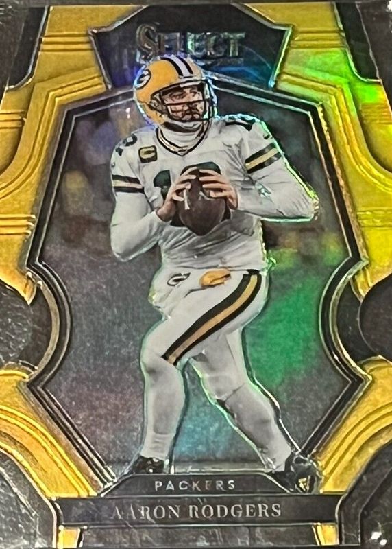 Aaron Rodgers 2022 Select #136 Premier Level Gold Die-Cut /10 RAW