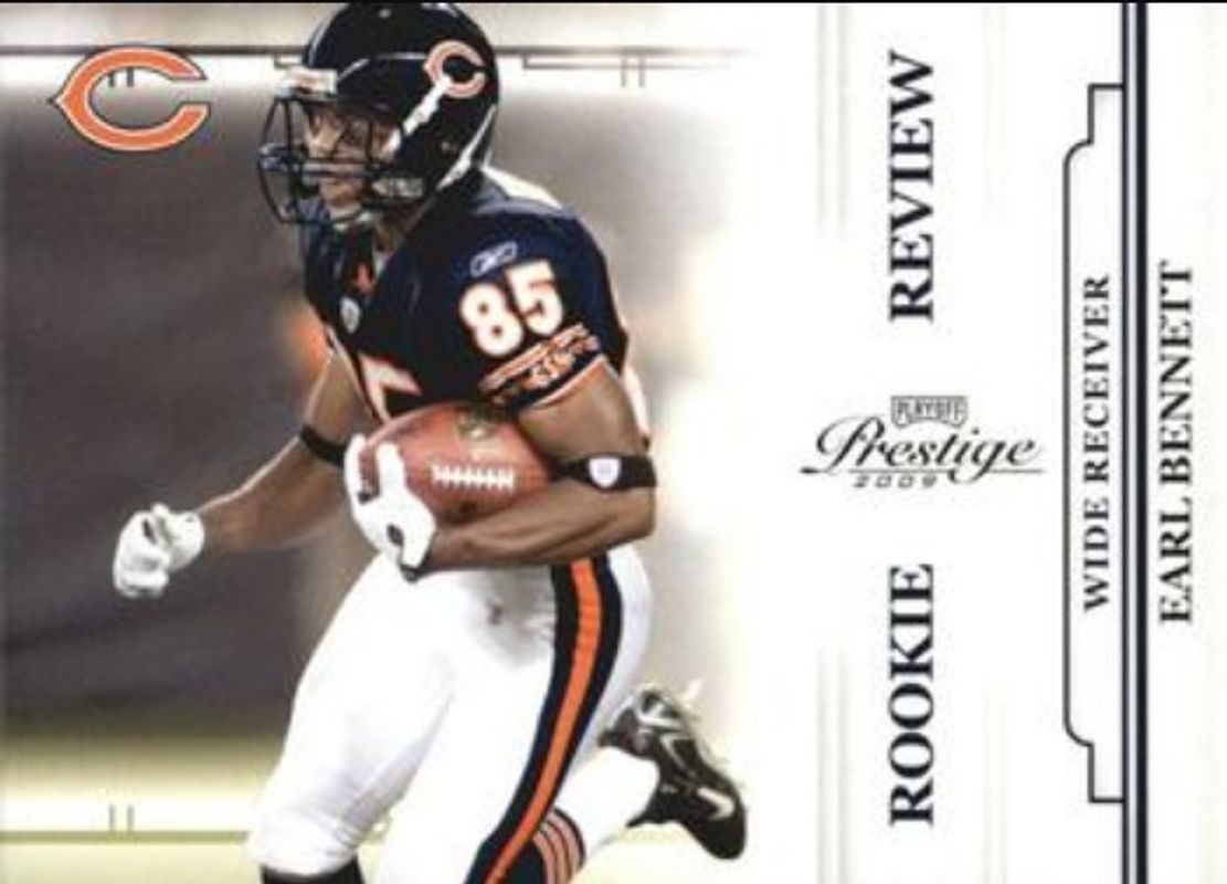 2009 Playoff Prestige #17 Rookie Review