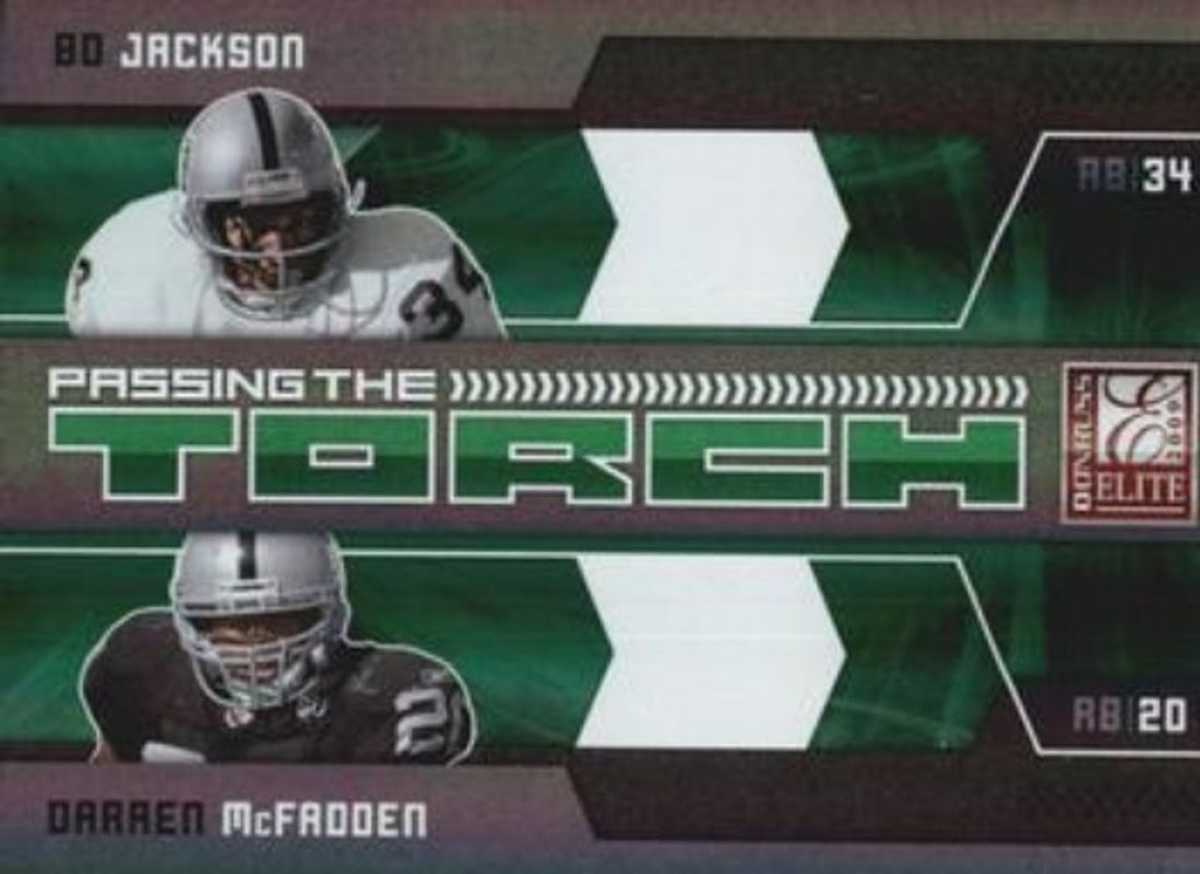 2009 Donruss Elite #4 Passing the Torch - Green /499