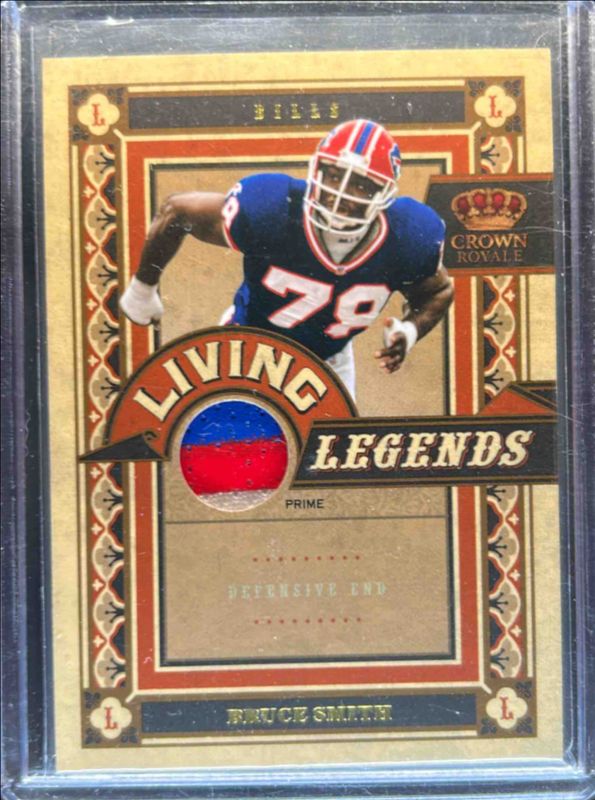 2010 Crown Royale #2 Living Legends Materials - Prime /25