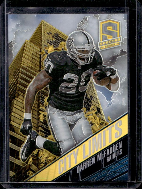 2013 Spectra #17 City Limits - Gold /10