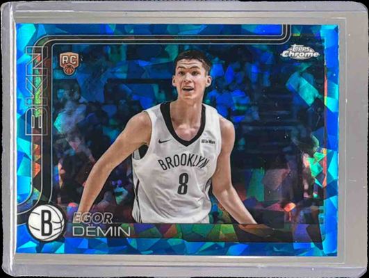 2025 Topps Chrome Sapphire Edition #258 Base