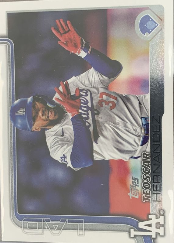 2025 Topps #176 Dancing Dodgers Variation /(SSP)