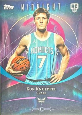 2025 Topps Midnight #64 Zodiac