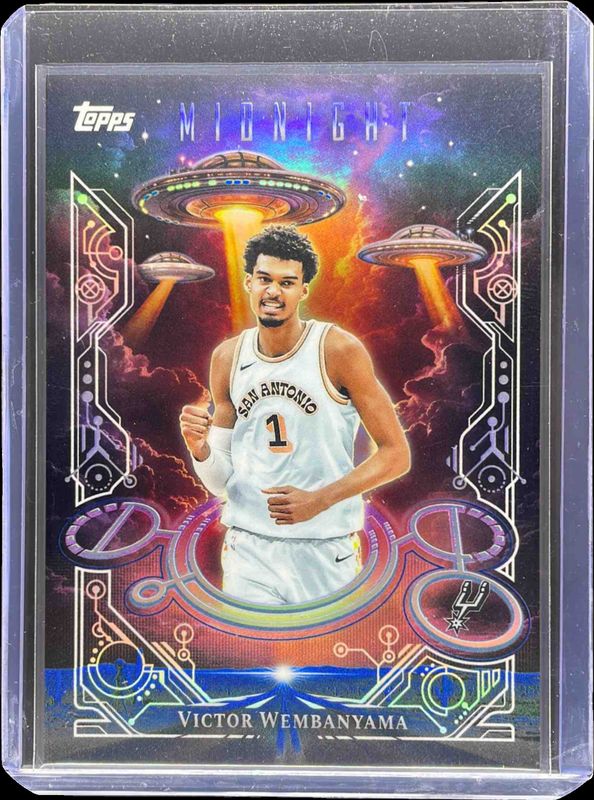 Victor Wembanyama 2025 Topps Midnight #DD-10 Daydreamers Price