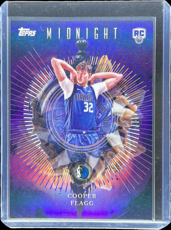 2025 Topps Midnight #IN-16 Insomnia