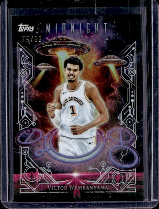 Victor Wembanyama 2025 Topps Midnight #DD-10 Daydreamers