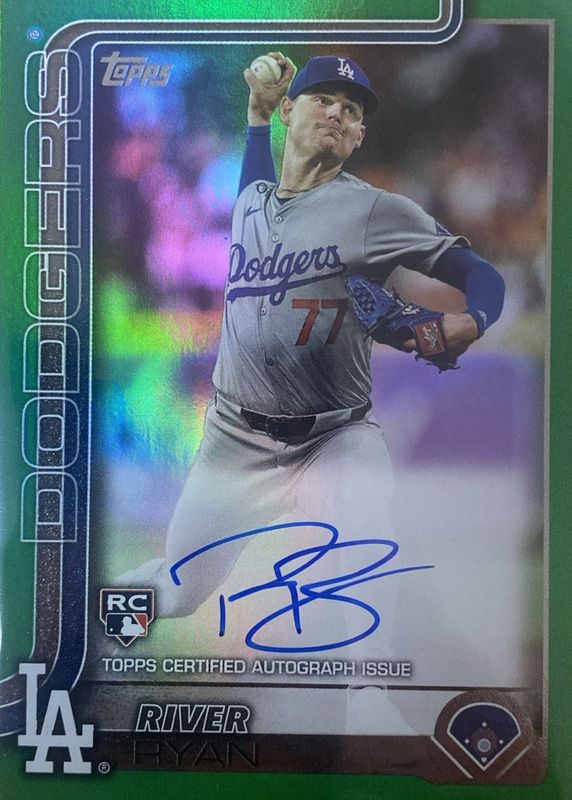 2025 Topps #273 Flagship Real One Autographs - Green Foil /99