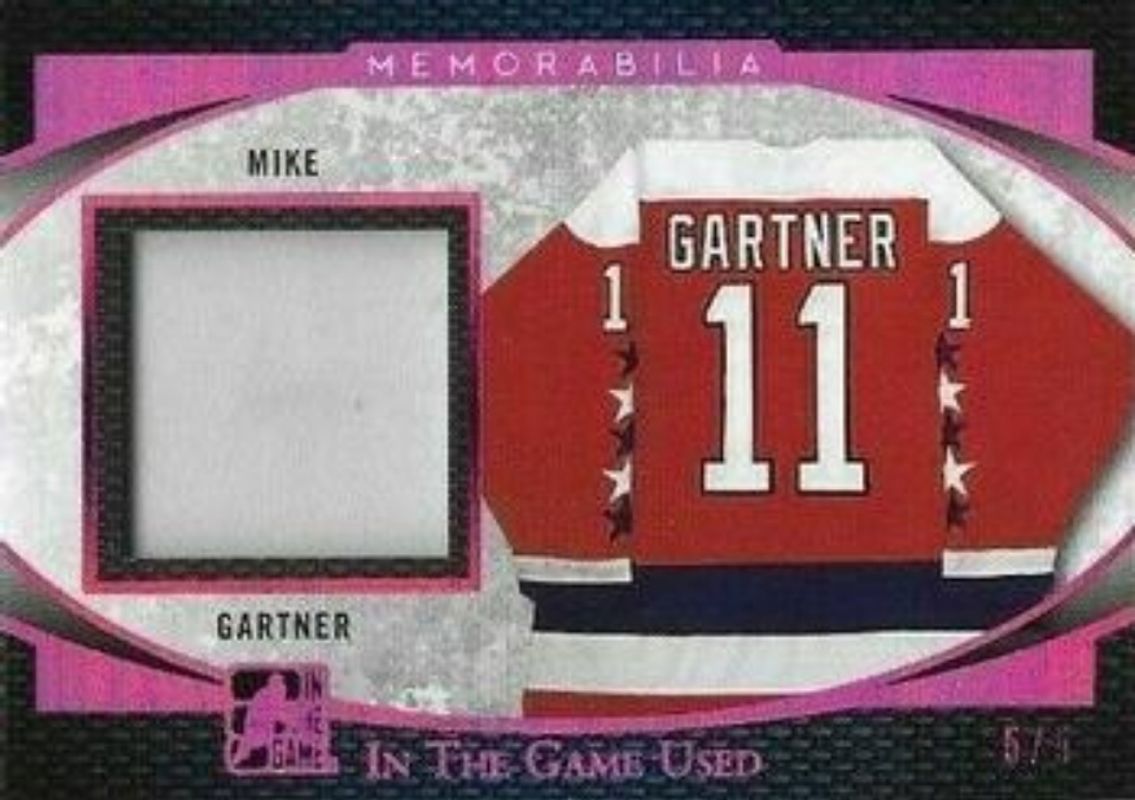2017 Leaf In The Game Used #GU-29 Game Used Jersey Magenta Spectrum Foil /5
