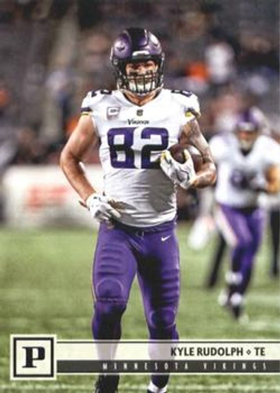 2018 Panini #186 Base