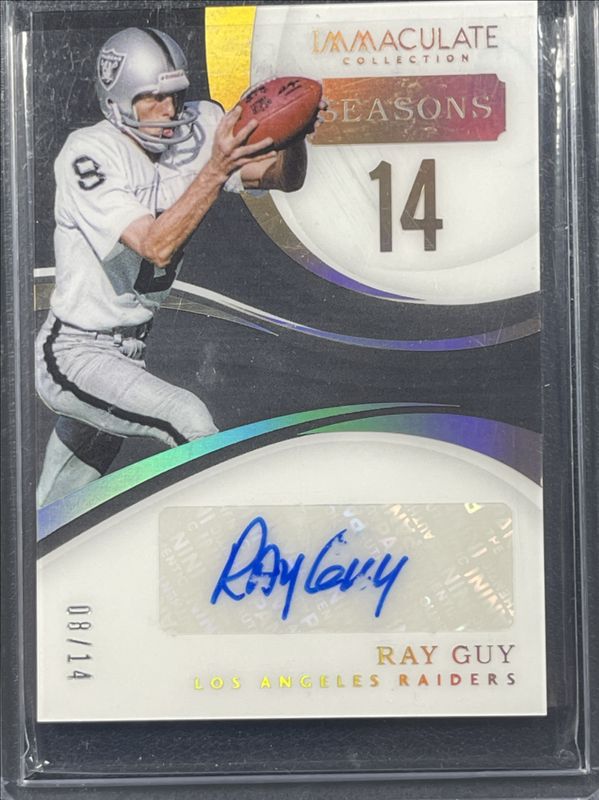 2018 Immaculate #IS-RG Immaculate Seasons Signatures /4