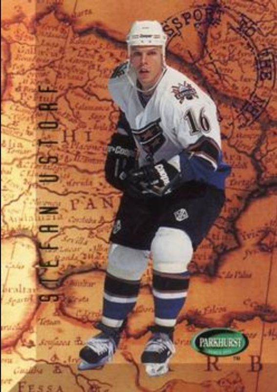 1995 Parkhurst International #520 Base