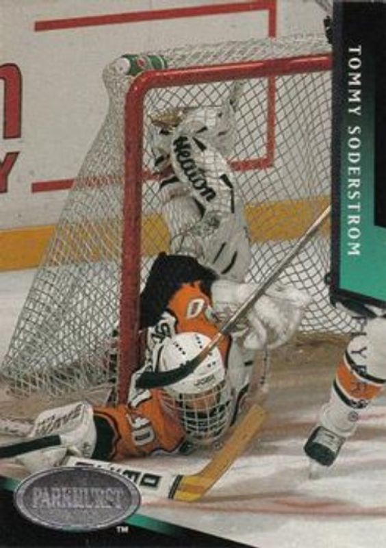 1993 Parkhurst #150 Base