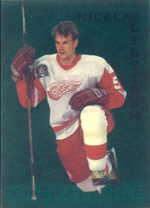 1995 Parkhurst International #64 Emerald Ice