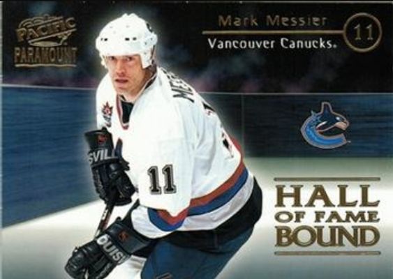 1998 Pacific Paramount #10 Hall of Fame Bound
