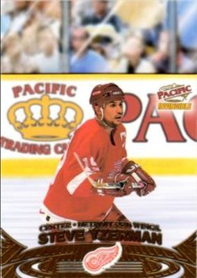 1997 Pacific Invincible #9 Off the Glass