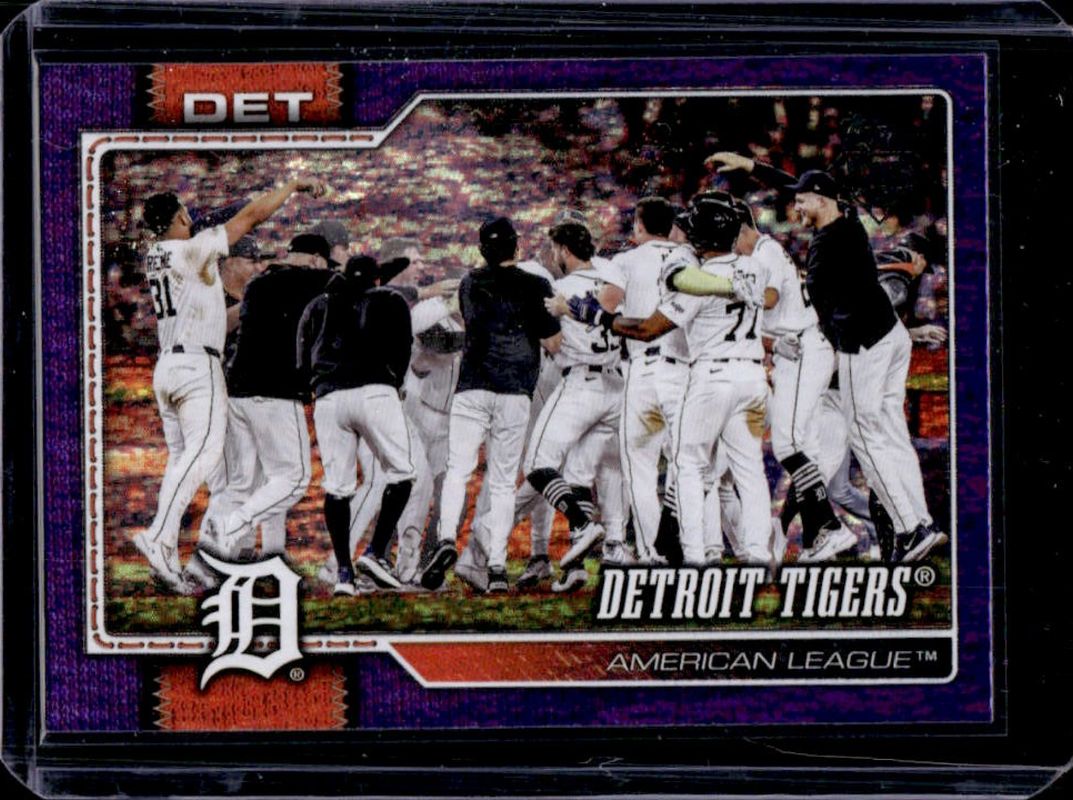 2026 Topps #262 Purple Holo Foil /250