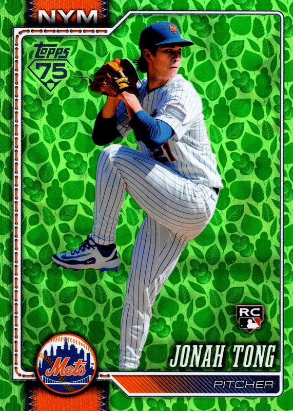 2026 Topps #4 Holiday