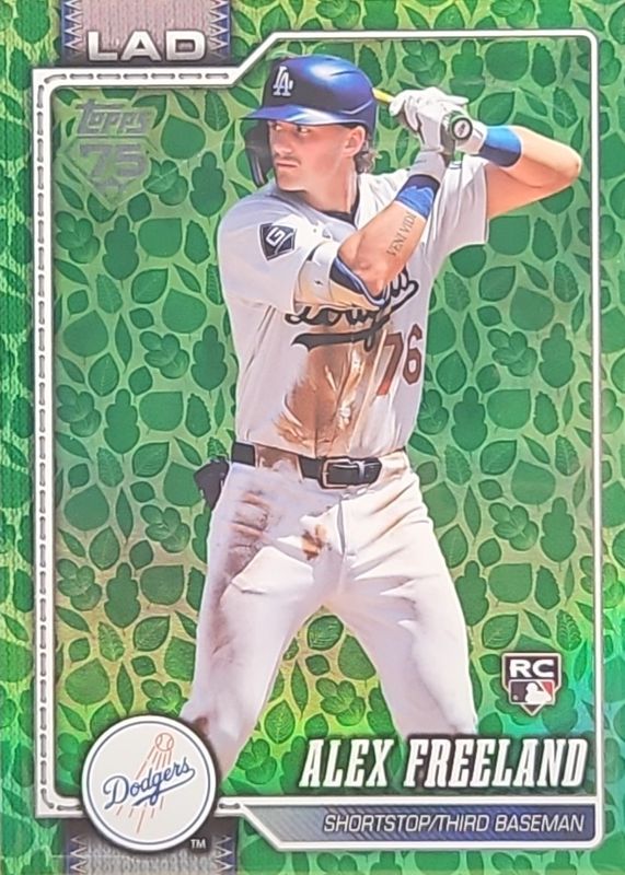 2026 Topps #74 Holiday