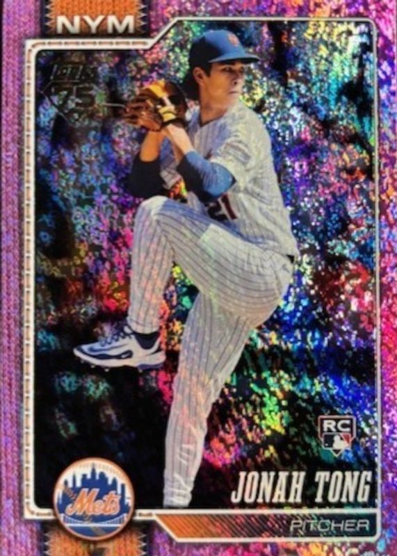 2026 Topps #4 Pink Holo Foil