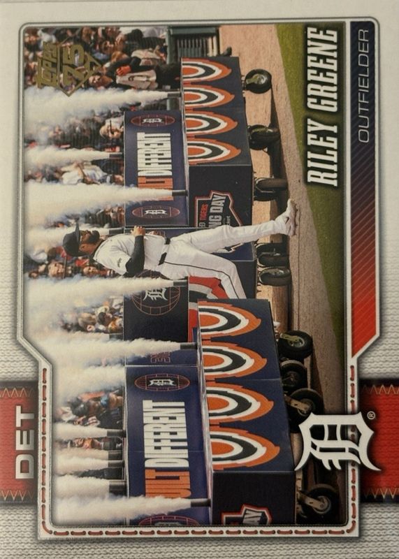 2026 Topps Series 1 #209 Golden Mirror Variation /(SSP)
