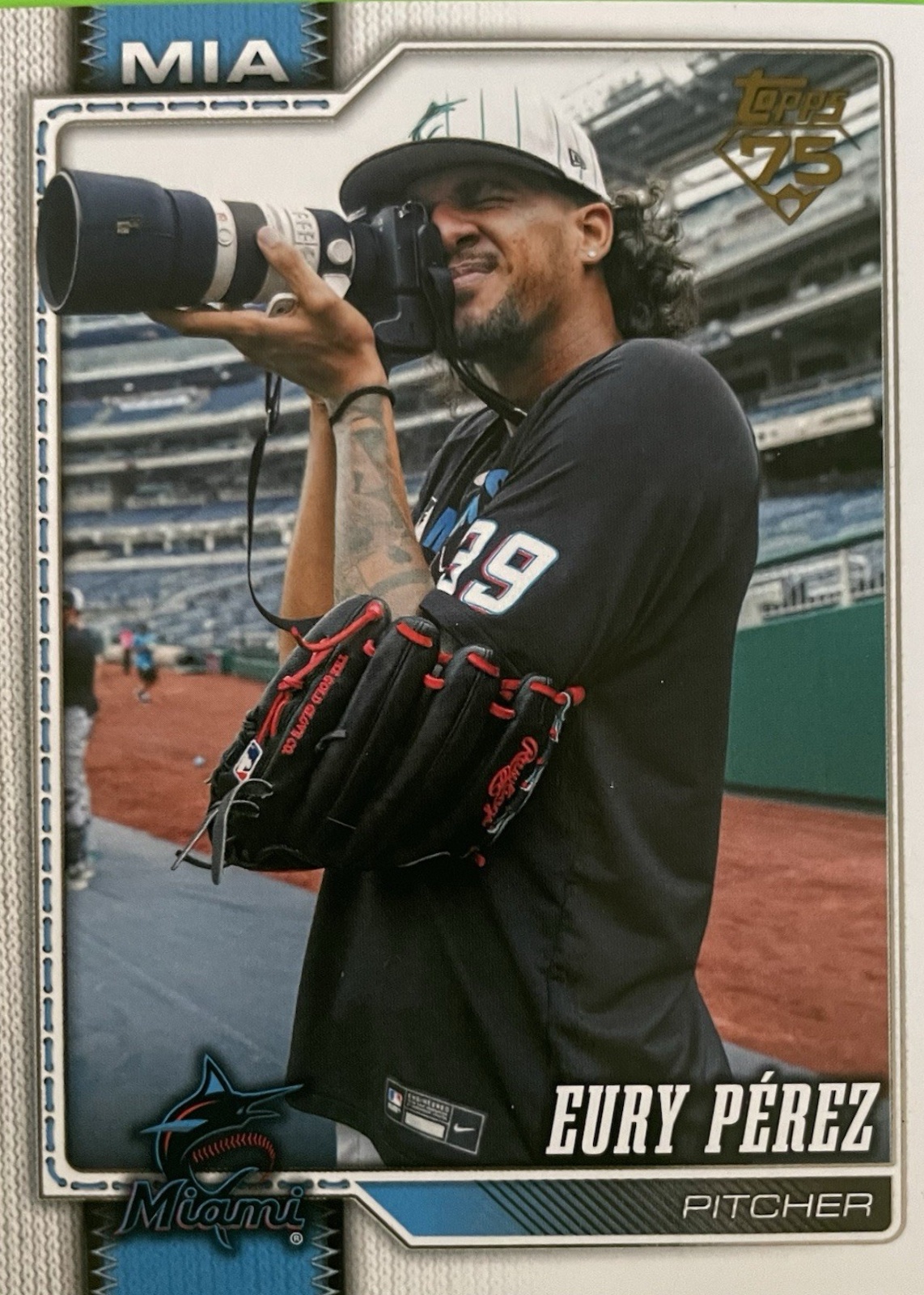 Eury Perez 2026 Topps #285 Golden Mirror Variation /(SSP) Price