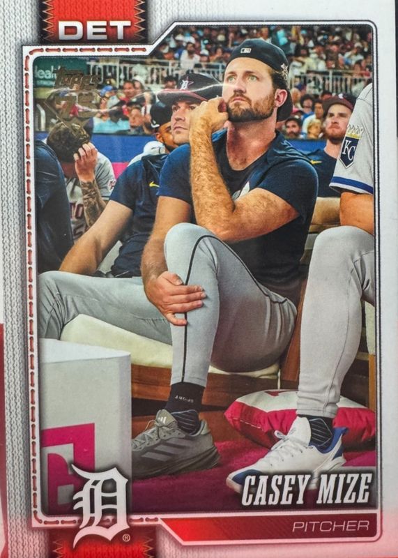 2026 Topps #16 Golden Mirror Variation /(SSP)