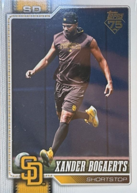 2026 Topps #33 Golden Mirror Variation /(SSP)