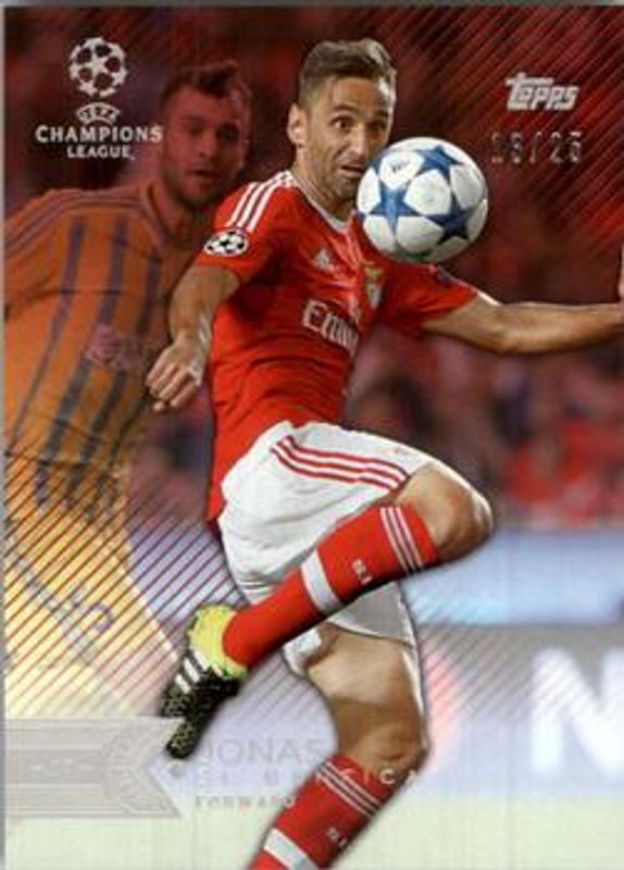 2015 Topps UEFA Champions League Showcase #59 Red /25
