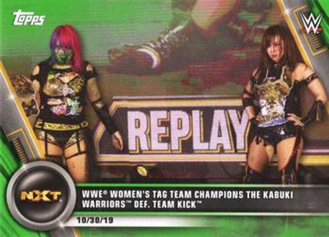2020 Topps WWE Women's Division #100 Green /75
