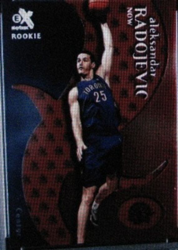 1999 Skybox E-X #77 Essential Credentials Now (/17)