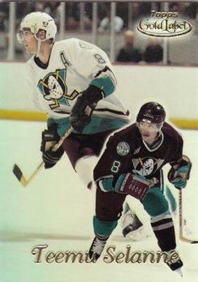 1999 Topps Gold Label #23 Base