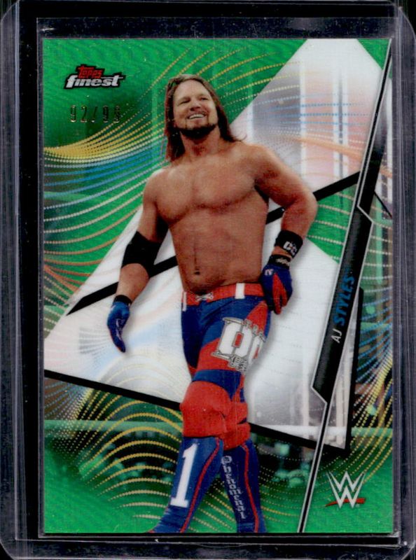 2020 Topps Finest WWE #34 Green /99