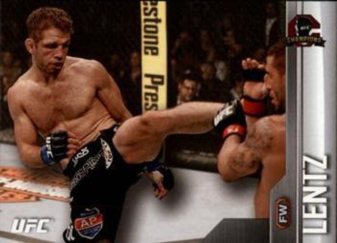 2015 Topps UFC Champions #6 Base