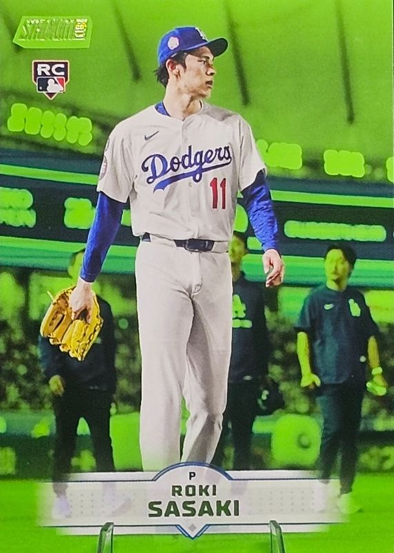 2025 Topps Stadium Club #187 Lime Green Foil