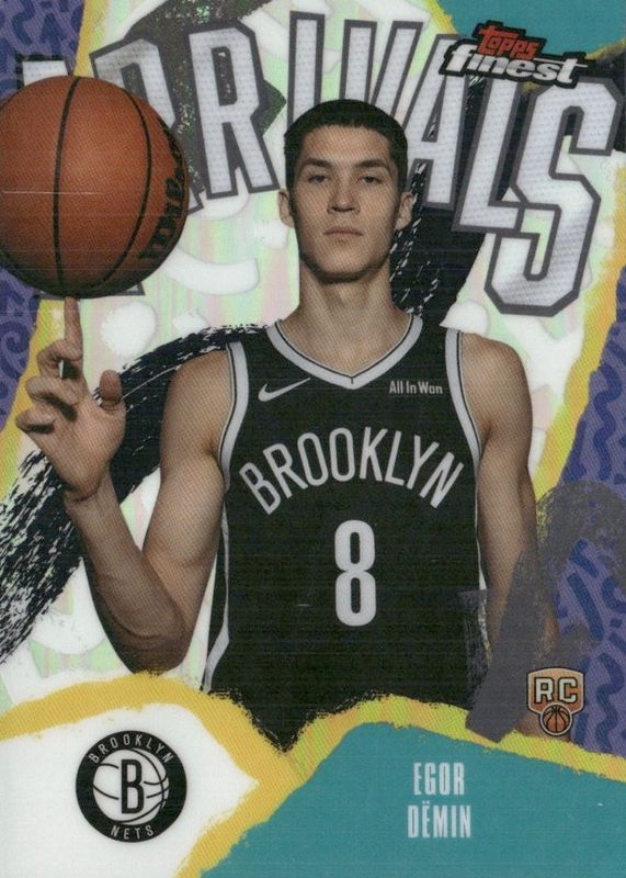 2025 Topps Finest #A-8 Arrivals - Refractor