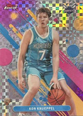 2025 Topps Finest #4 Common - X-Fractor