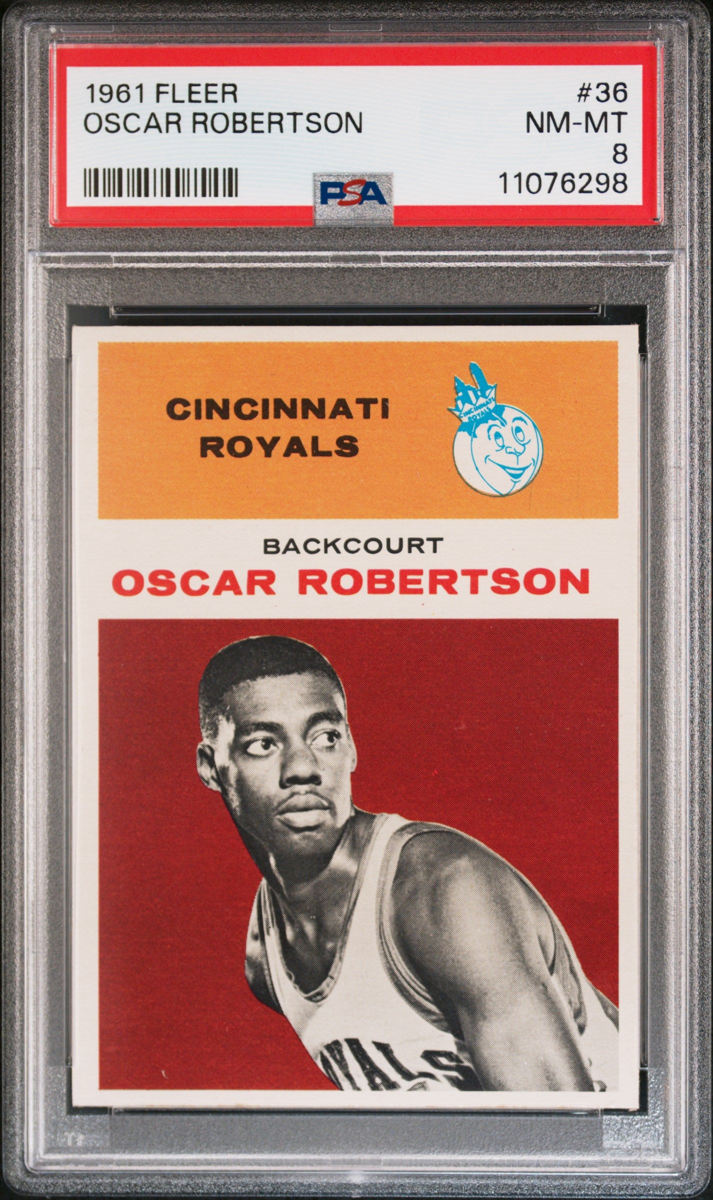 OSCAR ROBERTSON | 1961 FLEER 36 | PSA NM-MT 8